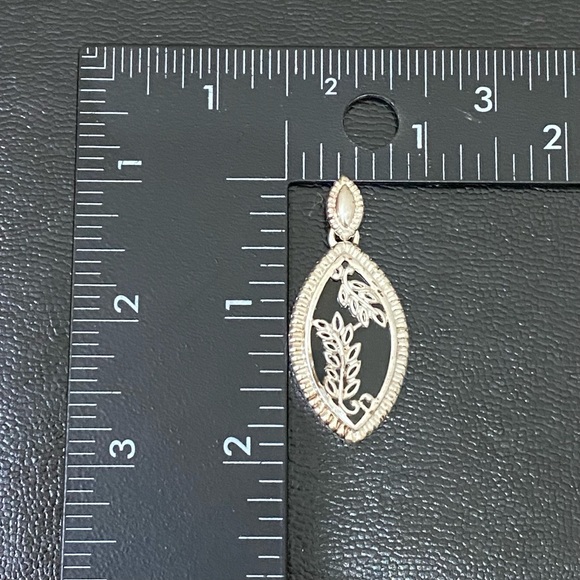 Vintage 925 Signed Sterling Silver  Teardrop Oval Black Onyx Leaf Pendant 14.5g - Picture 10 of 15